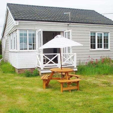 Hydaway Villa Bacton  ภายนอก รูปภาพ